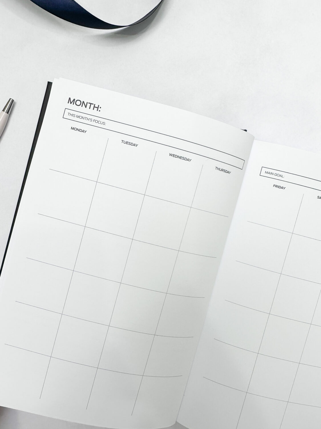 Planner produttivo ad anelli in finta pelle premium A5 (bianco) - immagine 17