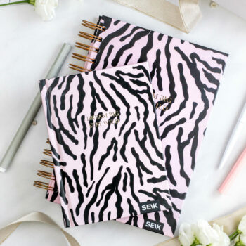 Quaderno a punti con copertina rigida e rilegatura a spirale - Dream big, stay wild